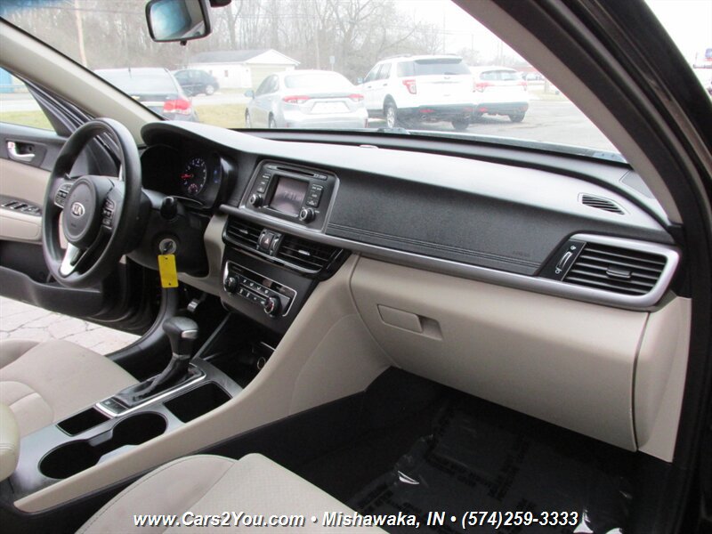 Used 2016 Kia Optima LX FWD image 15