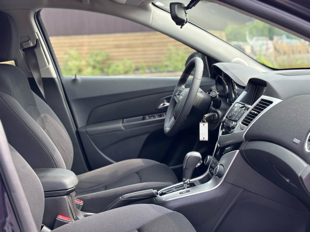 Used 2015 Chevrolet Cruze LT w/ RS Package FWD image 37