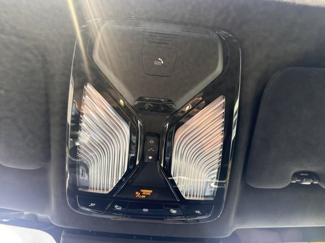 Used 2024 BMW X7 xDrive40i w/ M Sport Package image 21