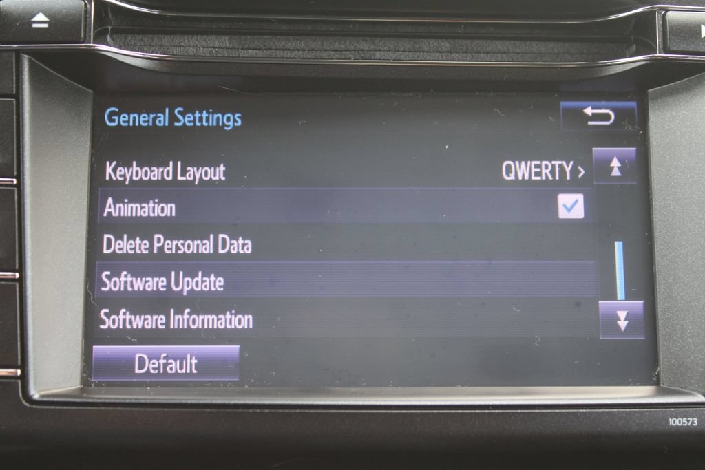 Used 2018 Toyota RAV4 LE FWD image 43