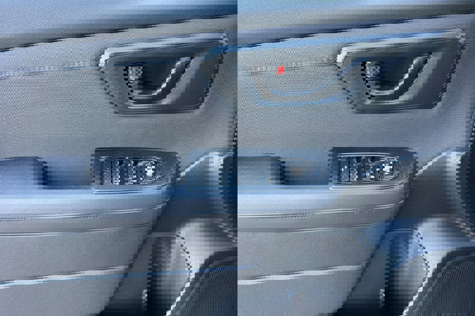 Used 2025 Subaru Forester Premium w/ Convenience Package #1 image 10