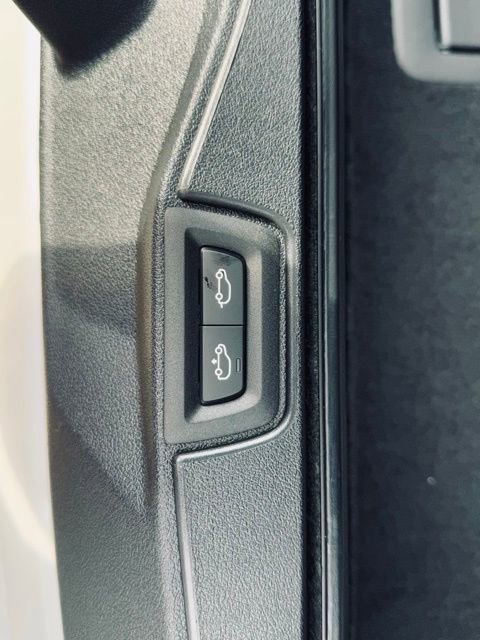 New 2026 BMW X5 xDrive50e w/ M Sport Package image 12