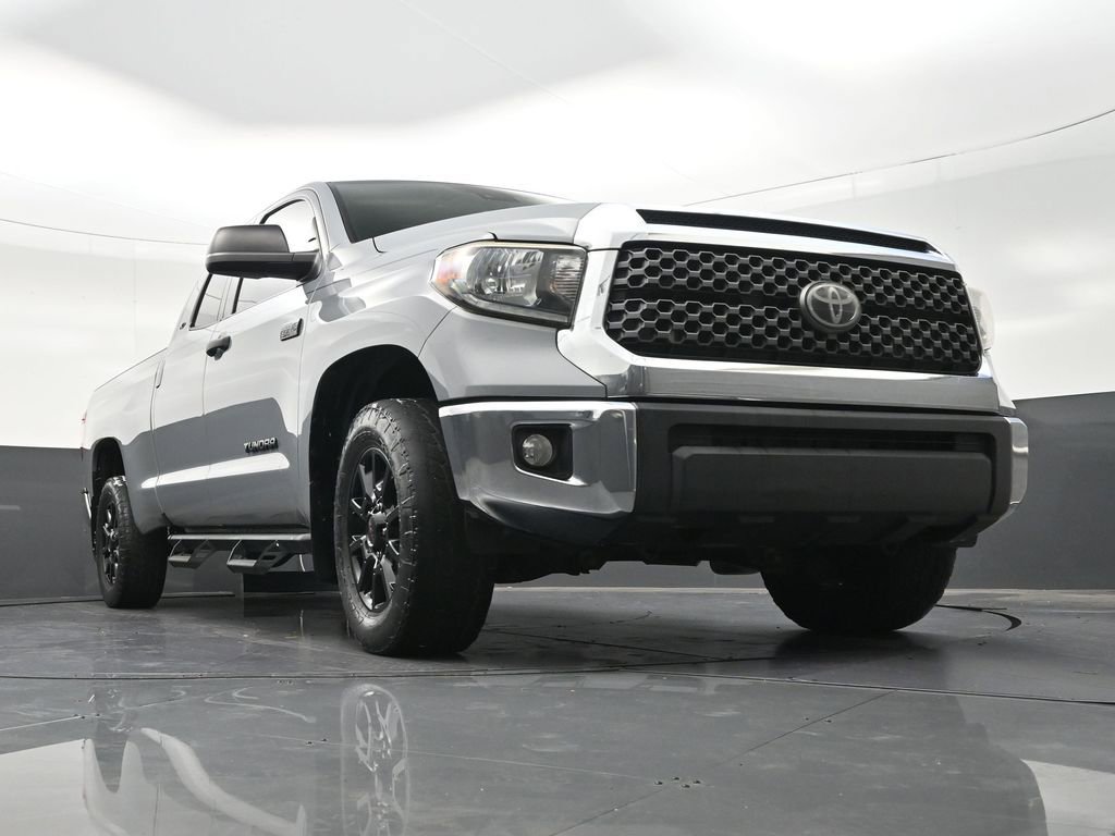 Used 2020 Toyota Tundra SR5 w/ SR5 Upgrade Package RWD image 31