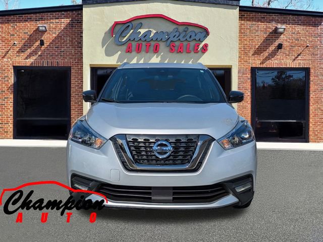 Used 2020 Nissan Kicks SR image 7