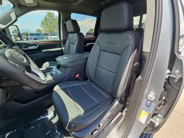 New 2026 GMC Sierra 2500 Denali w/ Denali Reserve Package AWD/4WD image 17