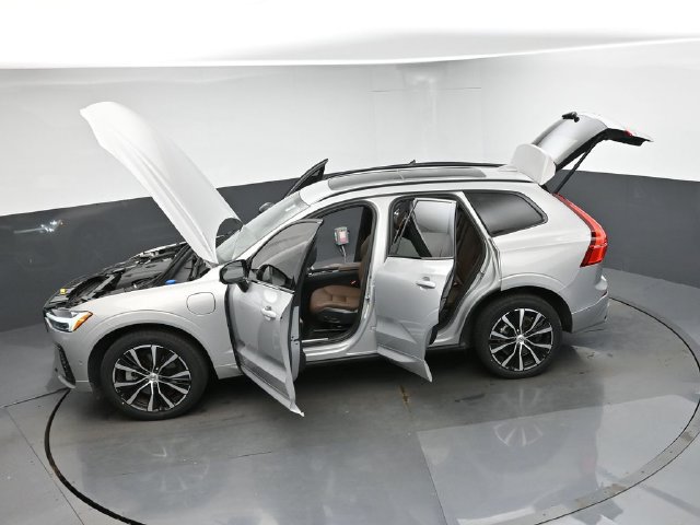 Used 2023 Volvo XC60 T8 Plus w/ Protection Package Premier AWD/4WD image 50