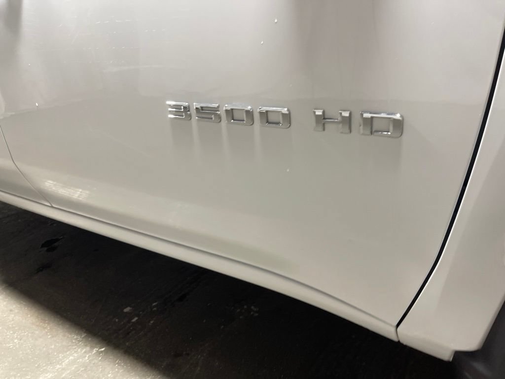 Used 2025 Chevrolet Silverado 3500 W/T AWD/4WD image 9