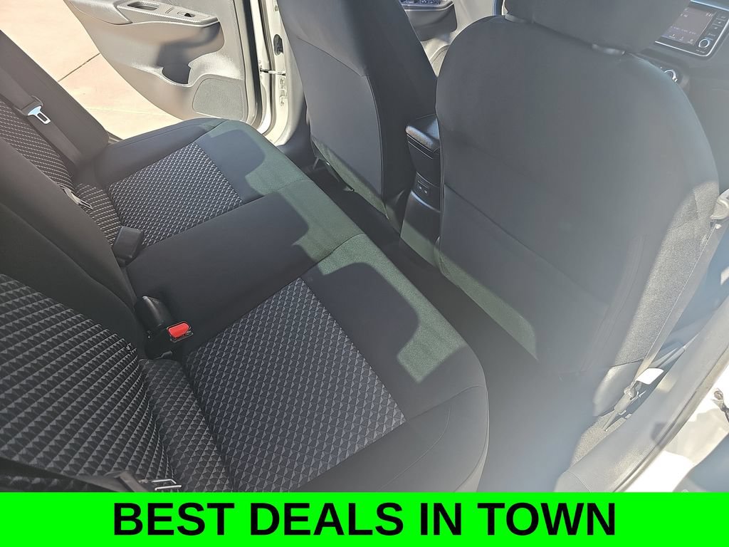 Used 2021 Nissan Versa S FWD image 11