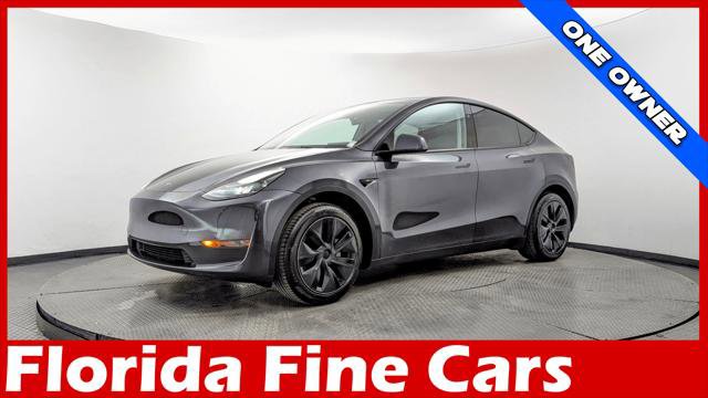 Used 2025 Tesla Model Y Long Range RWD image 1