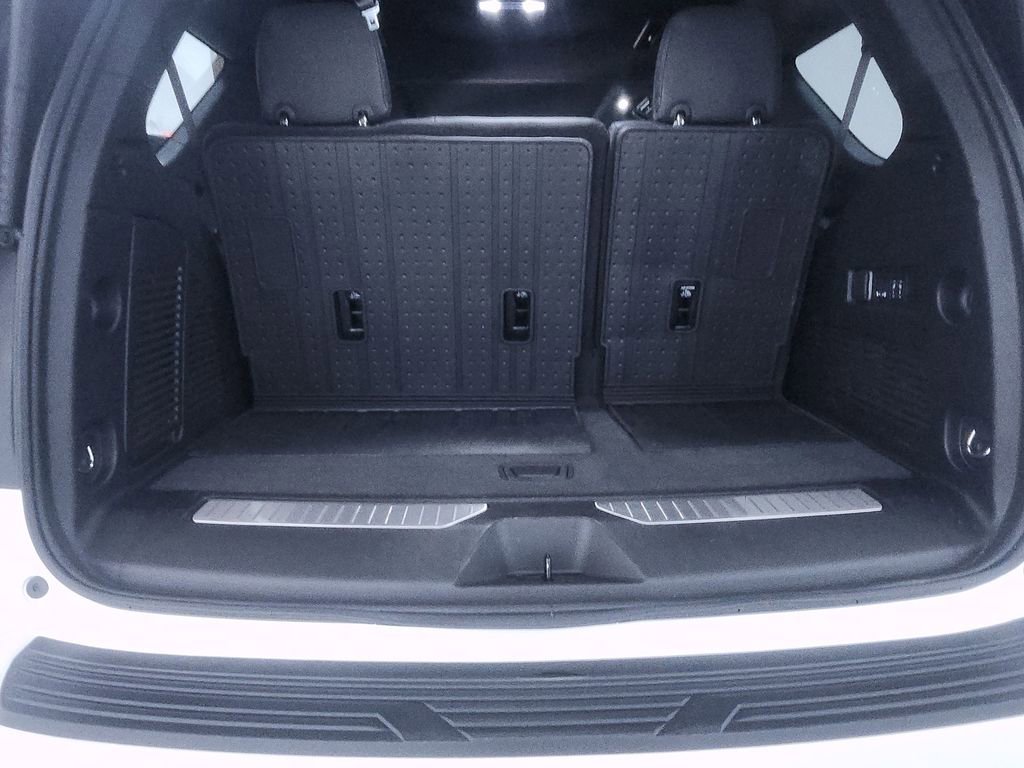 Used 2025 Chevrolet Tahoe High Country w/ Sun And Tow Package AWD/4WD image 25