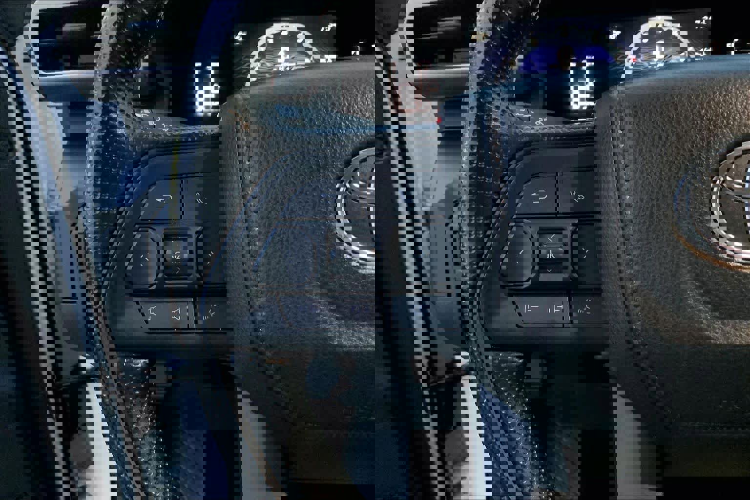 Used 2025 Toyota Tacoma SR image 22