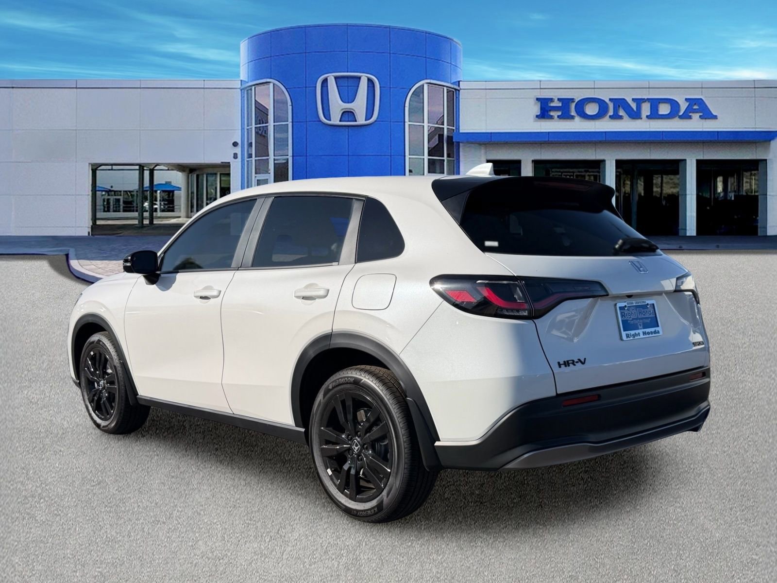 New 2026 Honda HR-V Sport image 4
