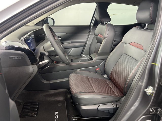New 2026 Nissan Kicks SR w/ Cold Weather Package image 10