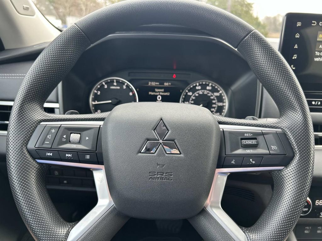 New 2026 Mitsubishi Outlander ES AWD/4WD image 29