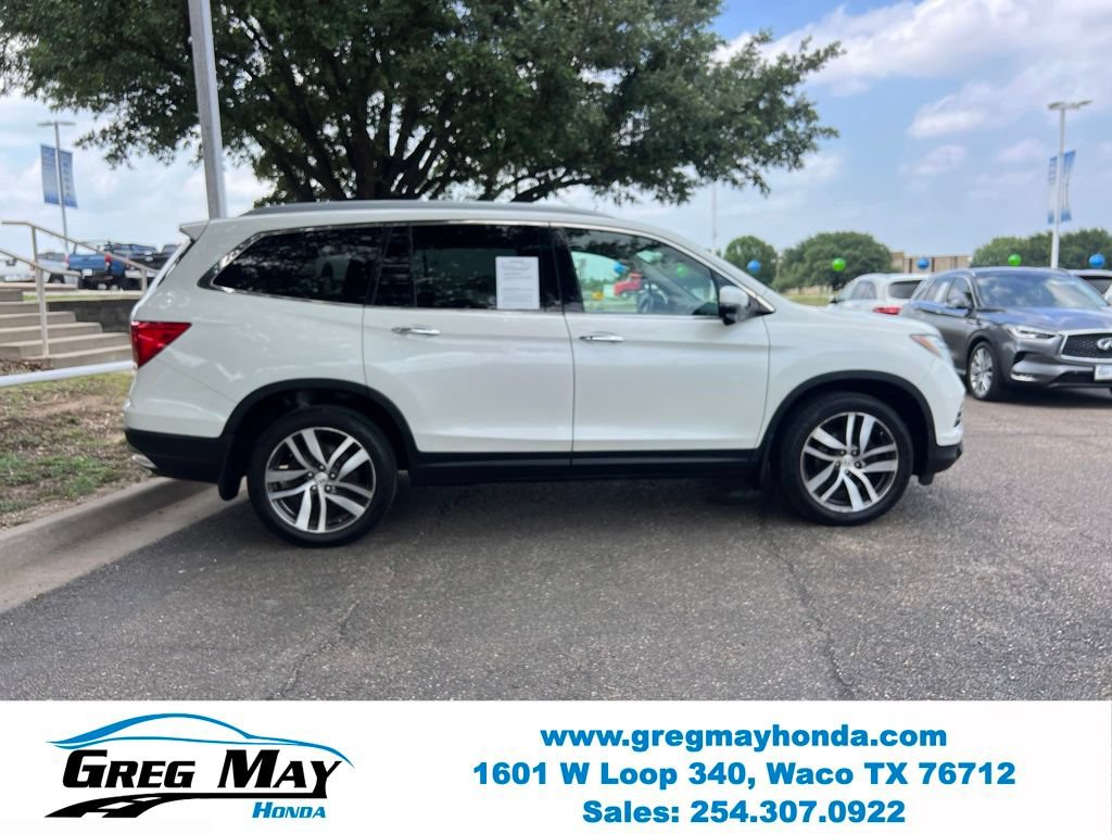 Used 2018 Honda Pilot Touring image 9