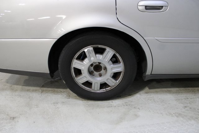 Used 2005 Cadillac De Ville w/ Limited Edition Package image 10