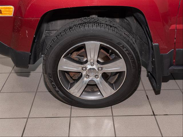 Used 2016 Jeep Patriot High Altitude AWD/4WD image 6