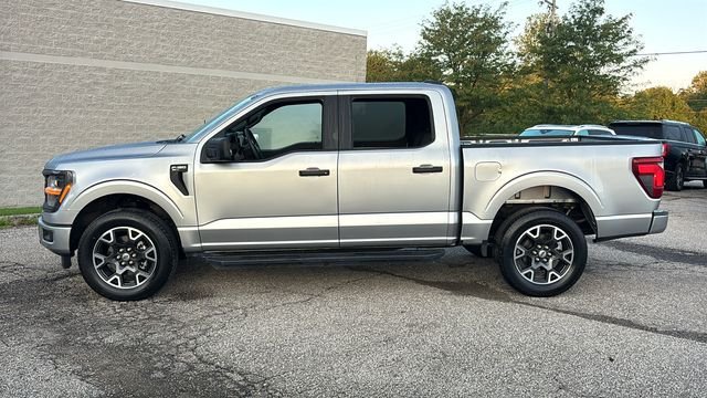 Used 2024 Ford F150 STX AWD/4WD image 4