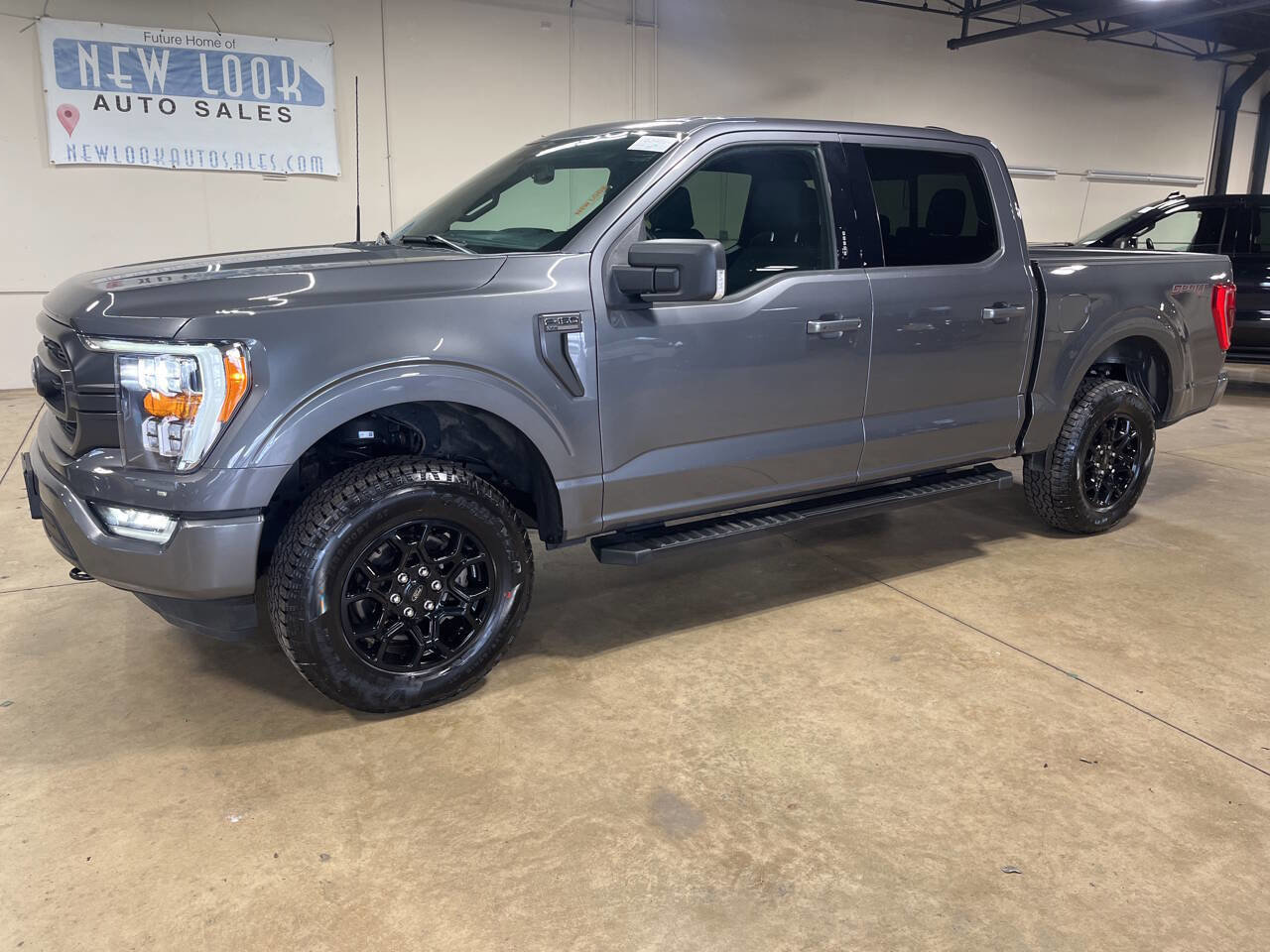 Used 2023 Ford F150 XLT w/ Equipment Group 302A High image 1