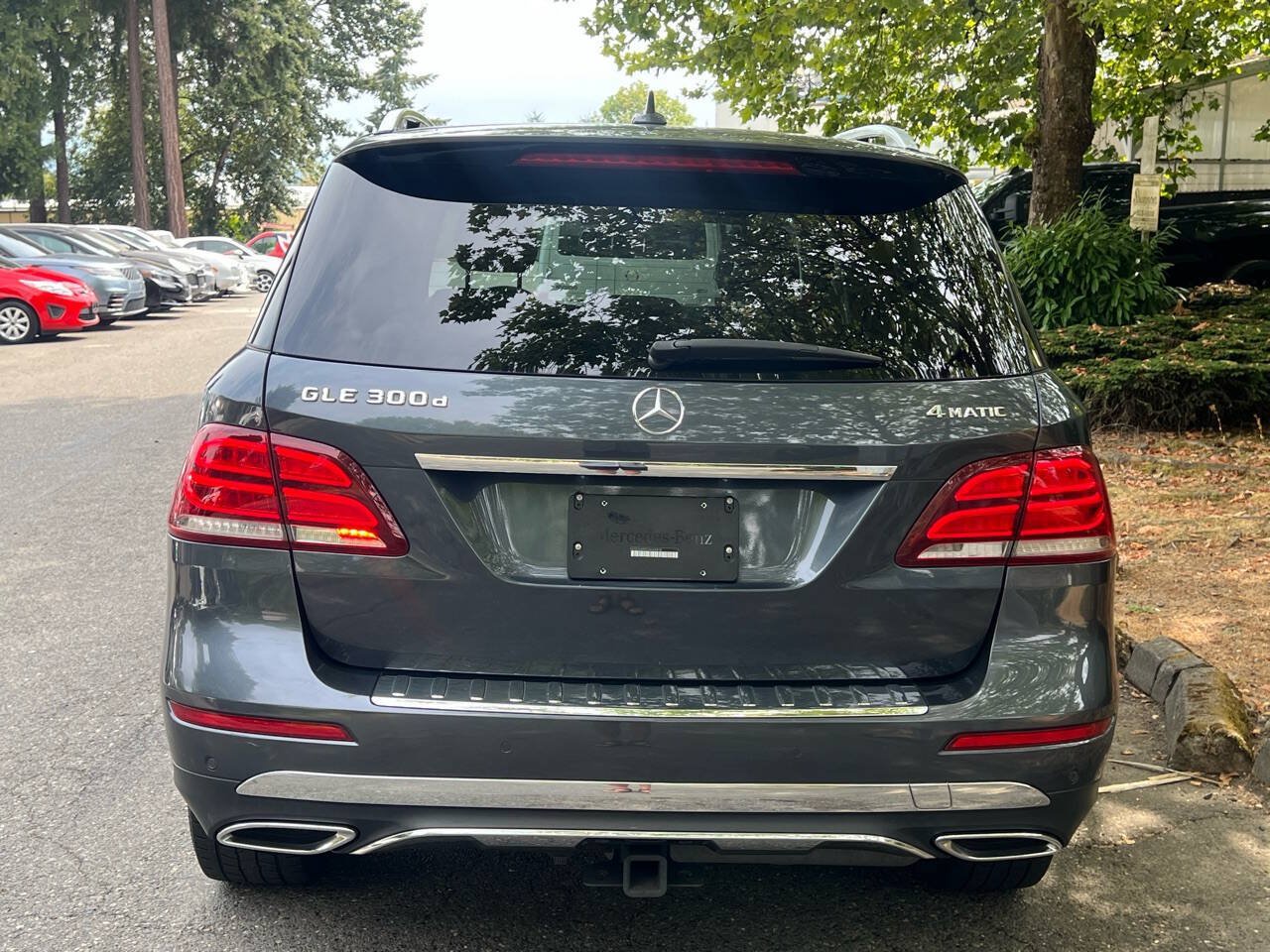 Used 2016 Mercedes-Benz GLE 300d 4MATIC image 4