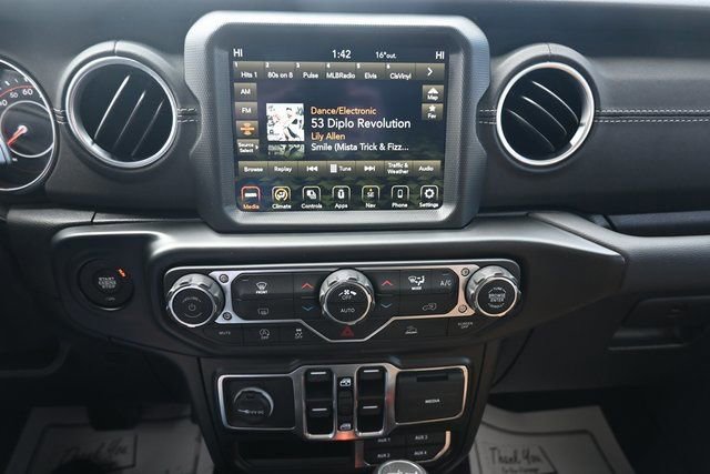 Used 2021 Jeep Wrangler Unlimited Sahara image 30