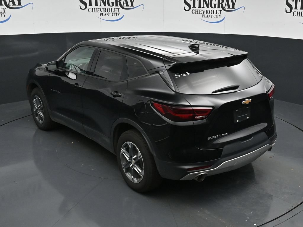 Used 2025 Chevrolet Blazer LT AWD/4WD image 22