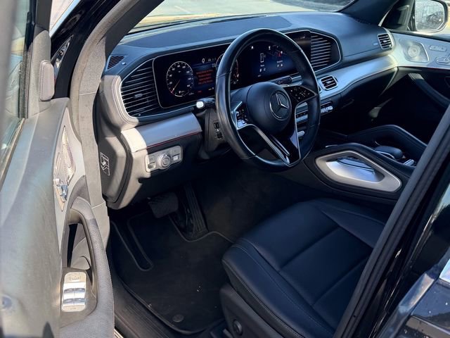 Used 2024 Mercedes-Benz GLS 450 4MATIC image 10