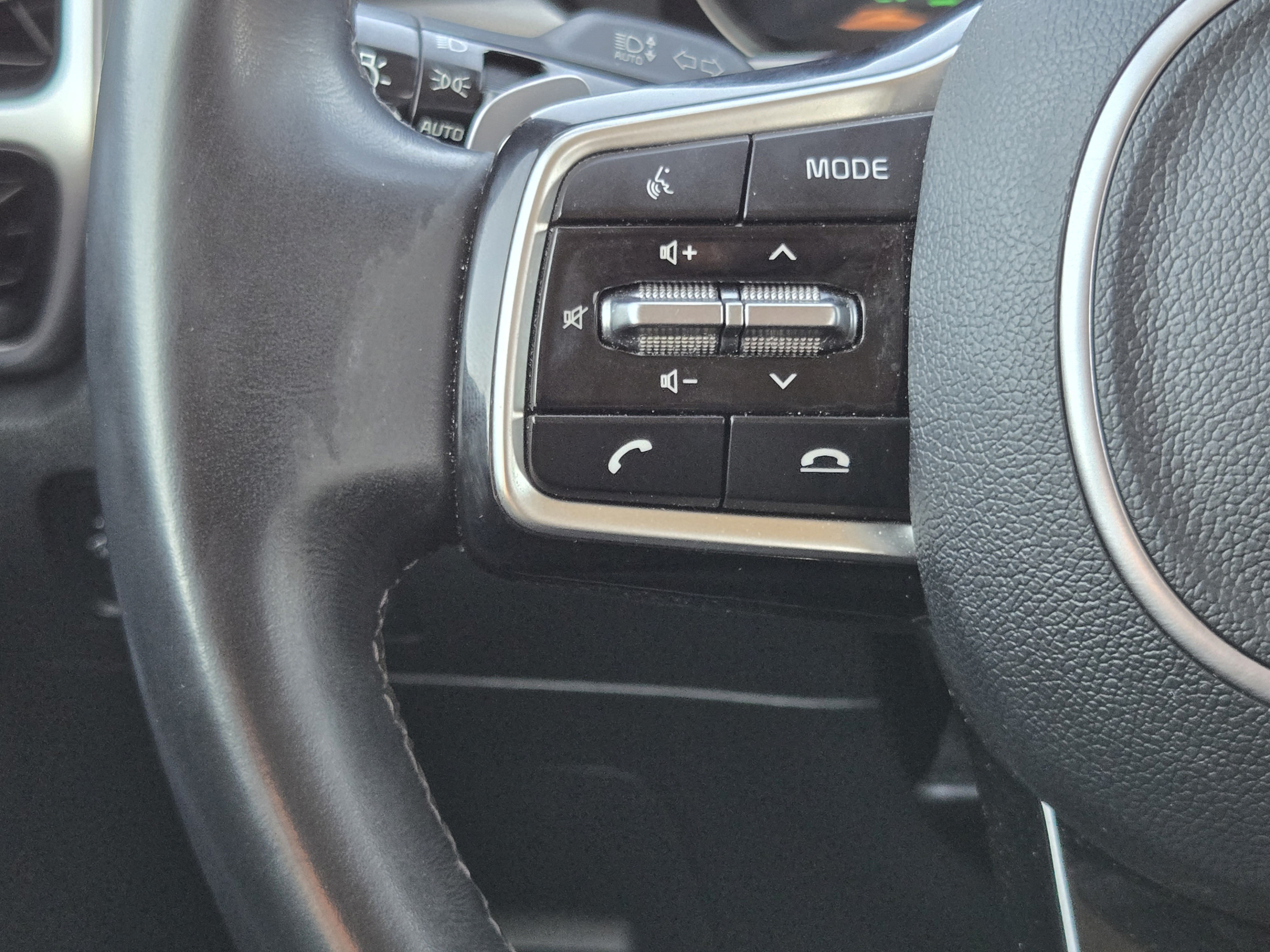 Used 2023 Kia Sorento EX w/ Panoramic Sunroof Package FWD image 30