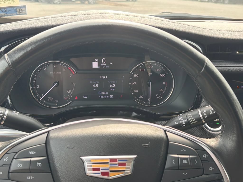 Certified 2023 Cadillac XT5 Premium Luxury AWD/4WD image 6