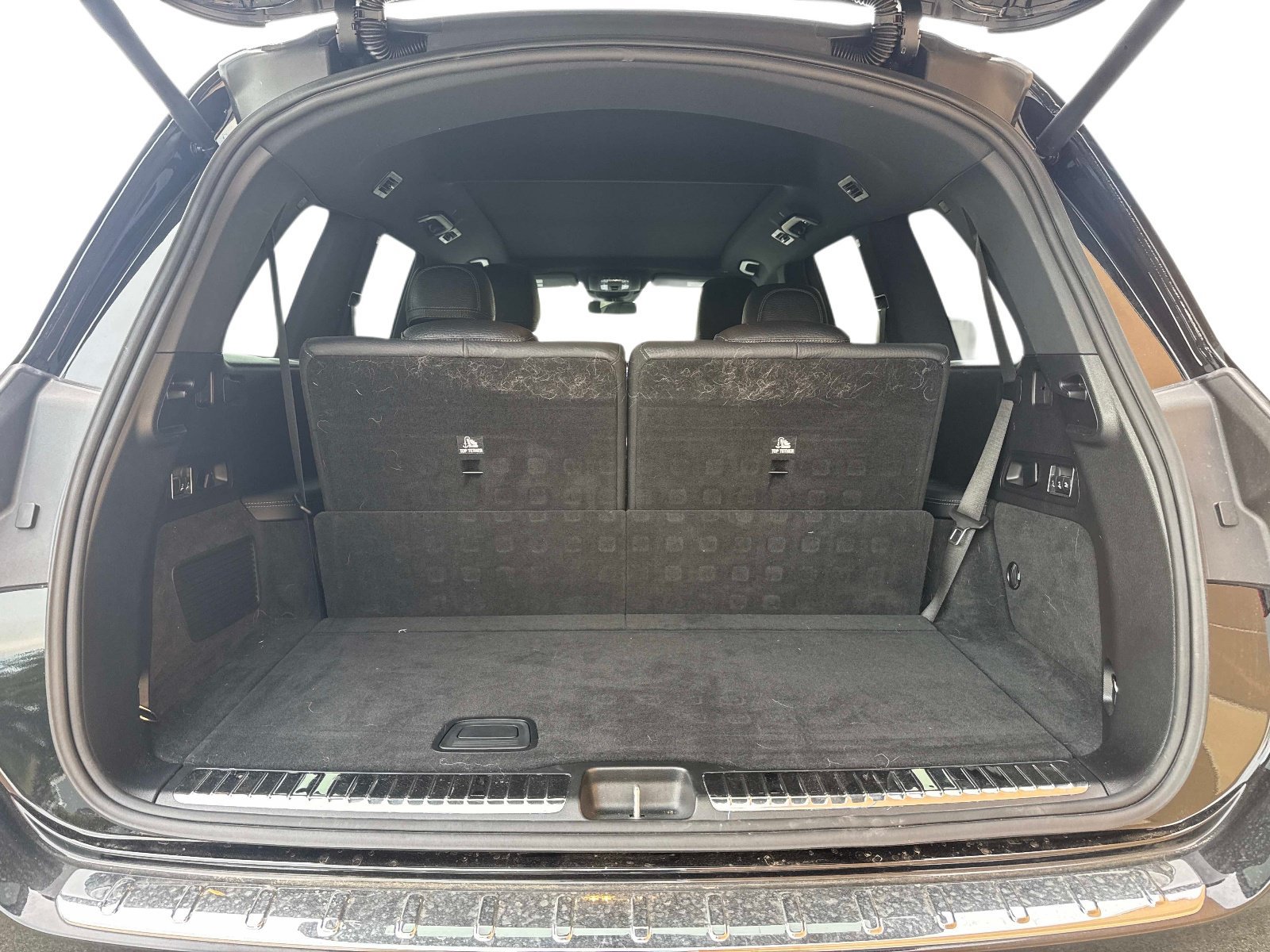 Used 2025 Mercedes-Benz GLS 580 4MATIC image 11