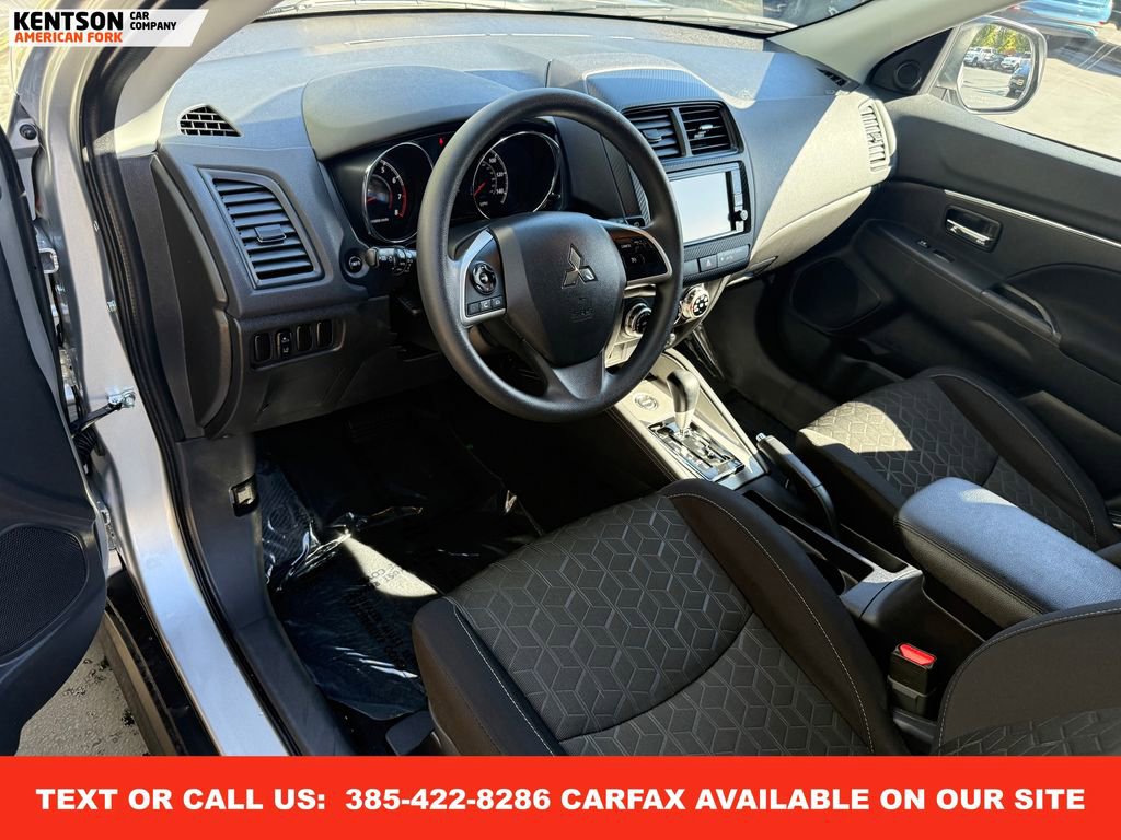 Used 2025 Mitsubishi Outlander Sport AWD image 26