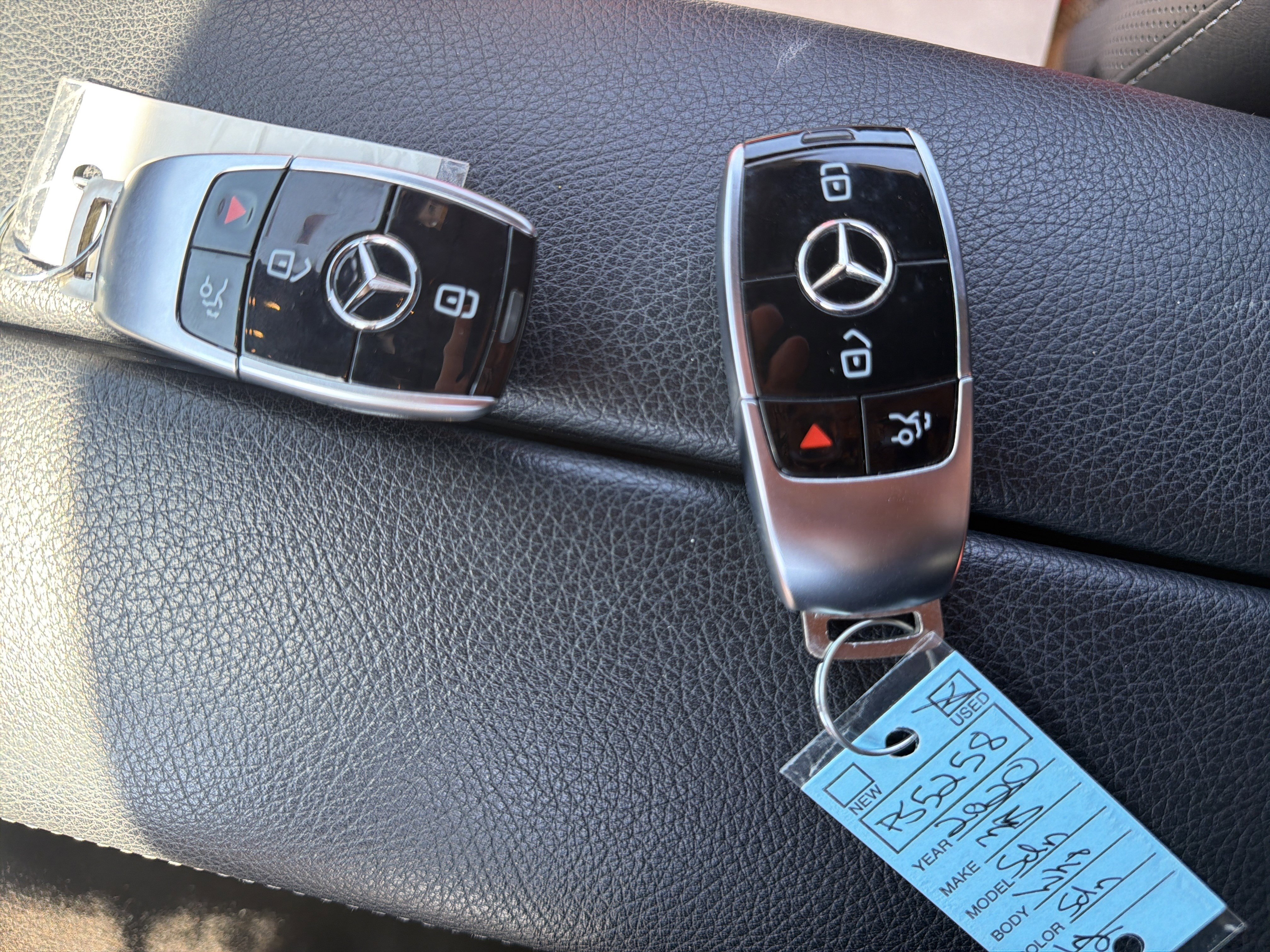 Used 2022 Mercedes-Benz E 450 Cabriolet image 38