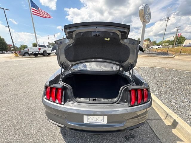 Used 2022 Ford Mustang GT Premium w/ Black Accent Package RWD image 25