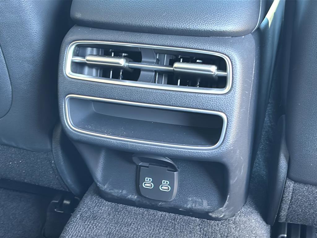 Certified 2026 Genesis GV70 2.5T Select AWD/4WD image 43