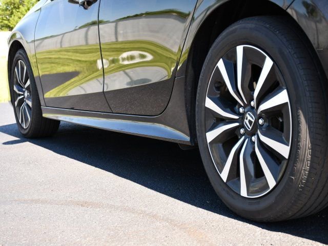Used 2022 Honda Civic EX image 9