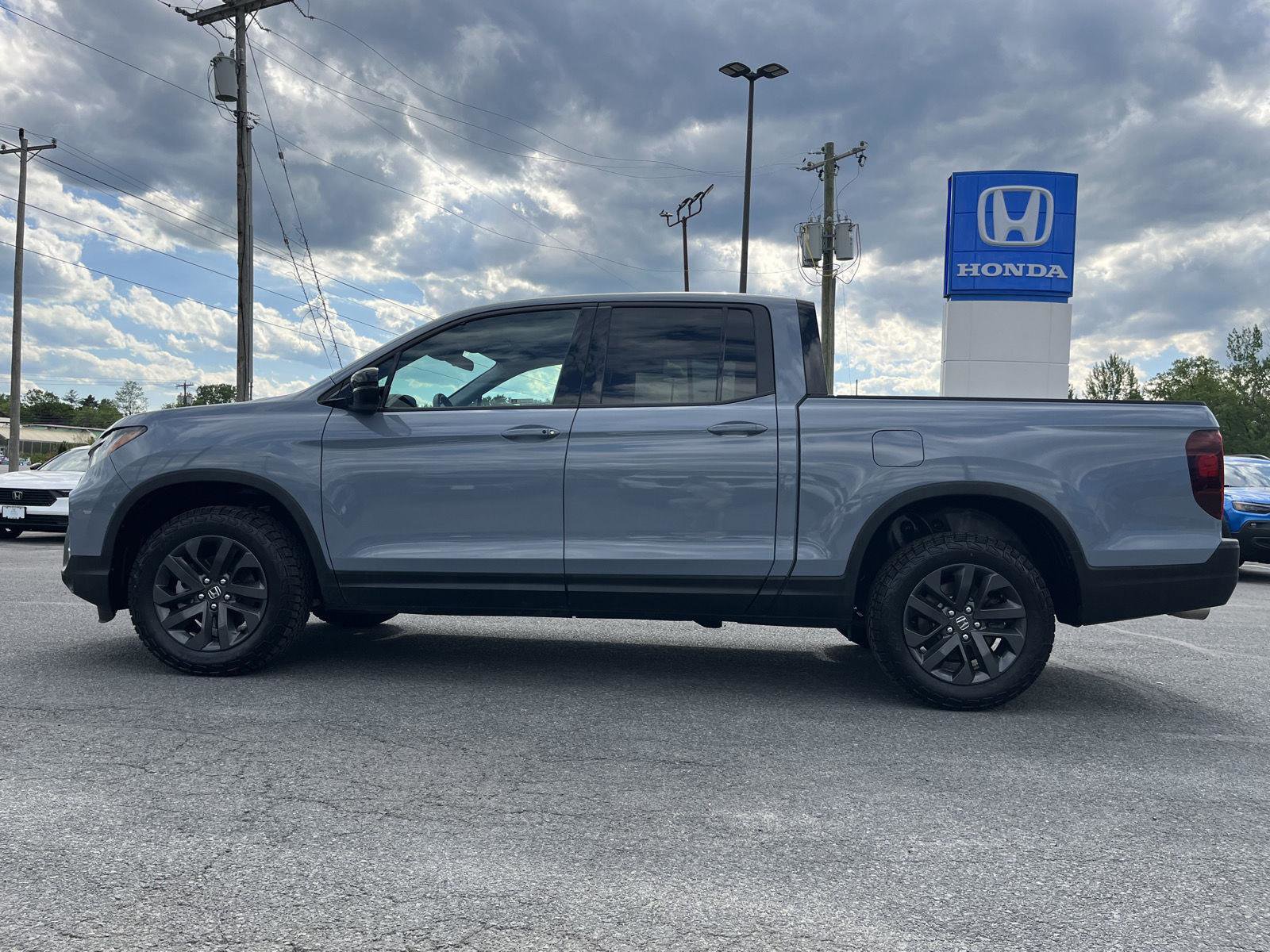 Certified 2023 Honda Ridgeline Sport image 10