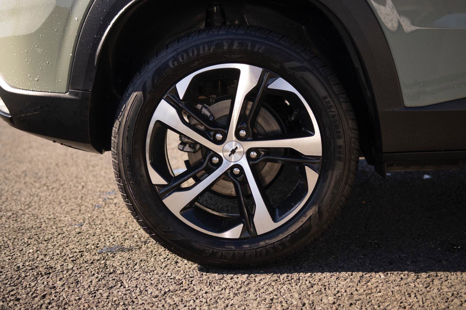 Used 2024 Chevrolet Trax RS image 23