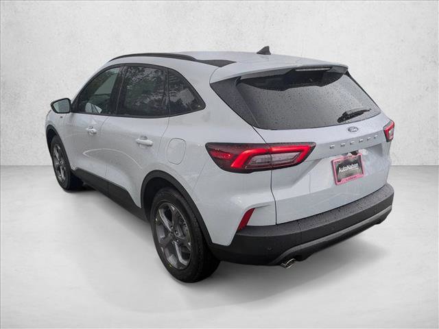 Certified 2025 Ford Escape ST-Line w/ Tech Pack #1 image 8