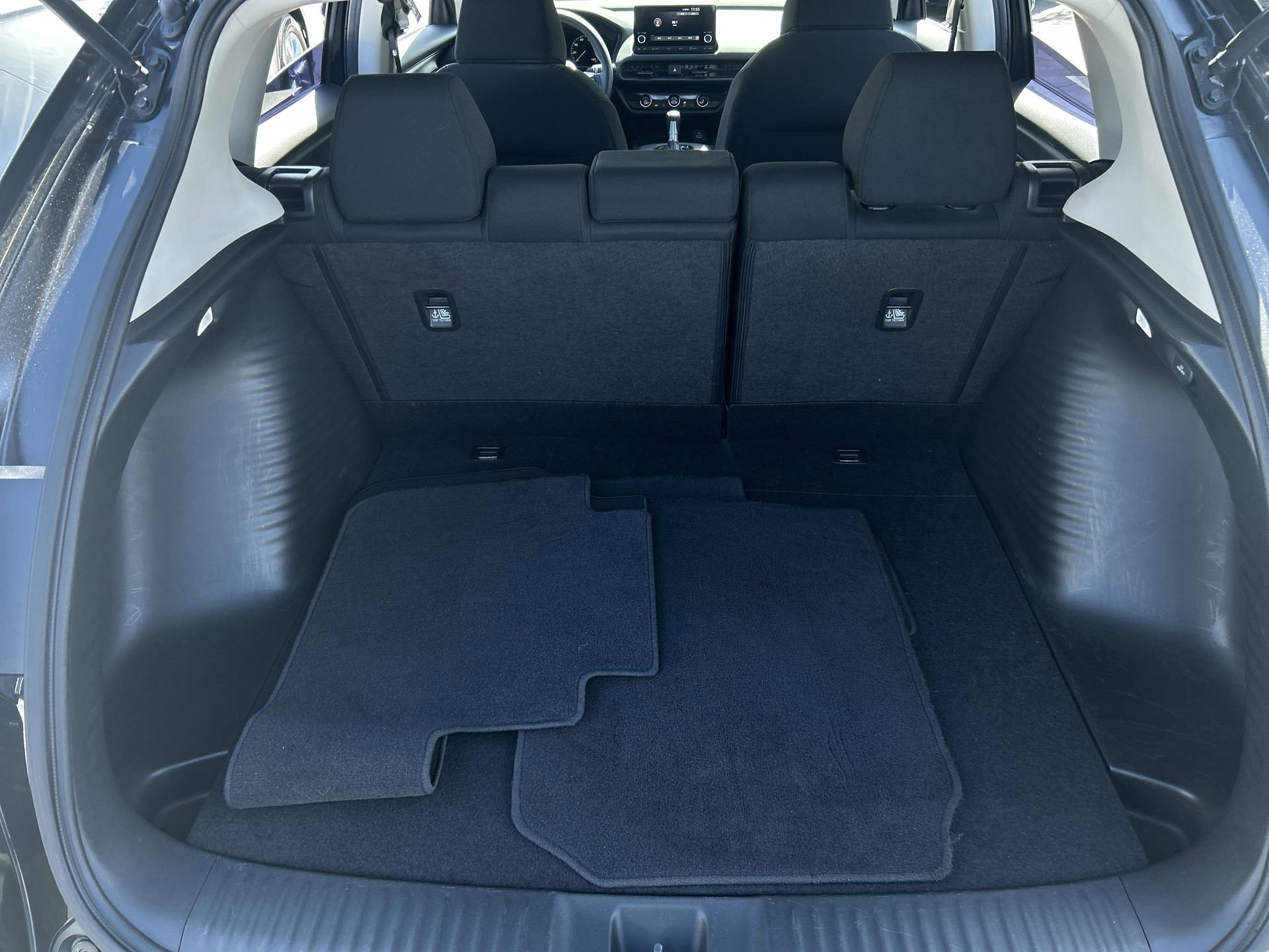 Certified 2023 Honda HR-V LX image 20