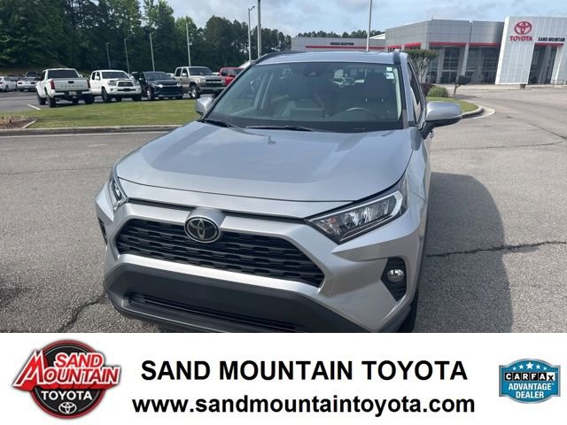 Used 2019 Toyota RAV4 XLE Premium FWD image 7