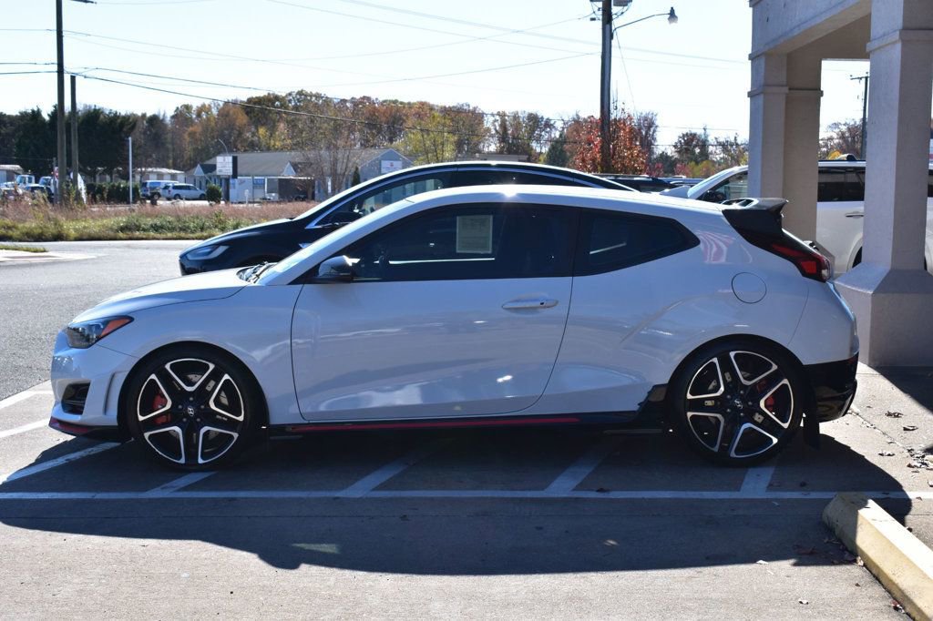 Used 2020 Hyundai Veloster N w/ Performance Package image 5