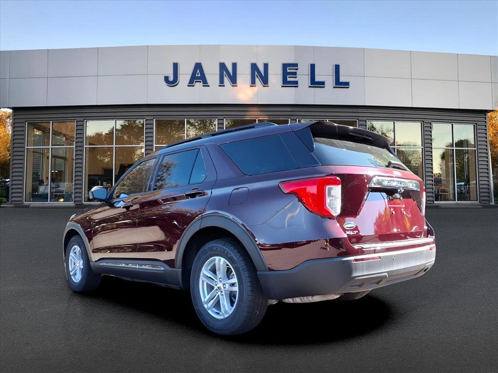 Used 2022 Ford Explorer XLT image 7
