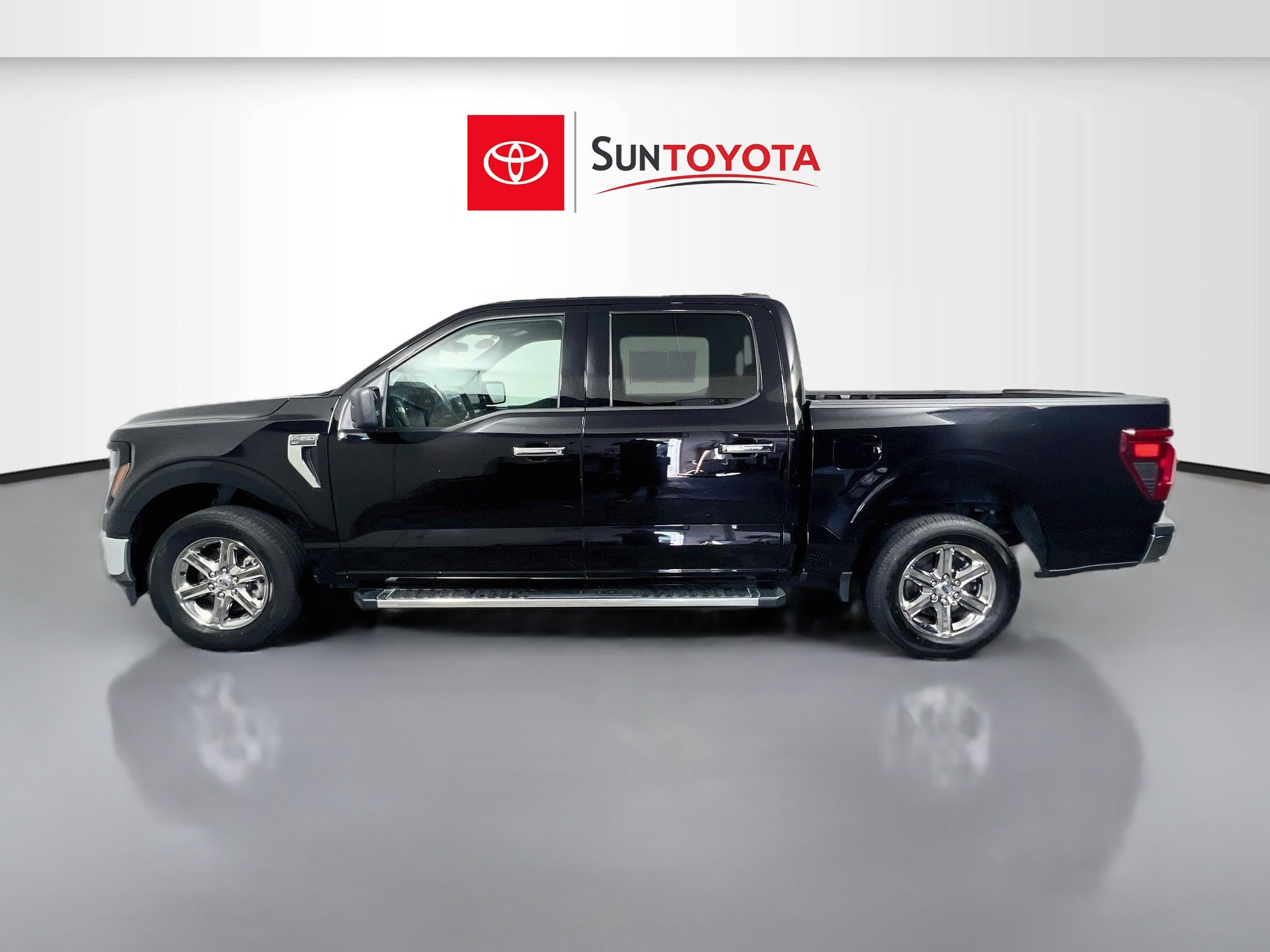 Used 2025 Ford F150 XLT w/ Equipment Group 301A Standard RWD image 7