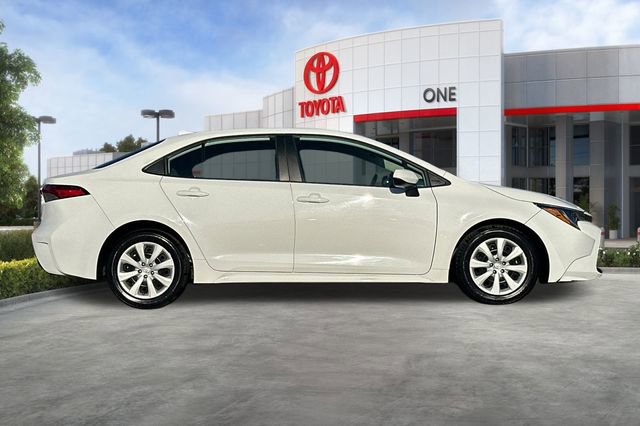 Certified 2024 Toyota Corolla LE image 3