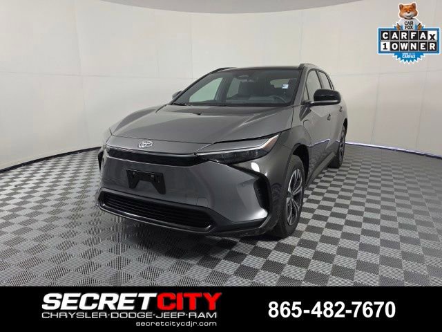 Used 2023 Toyota bZ4X XLE w/ Weather Package FWD image 3