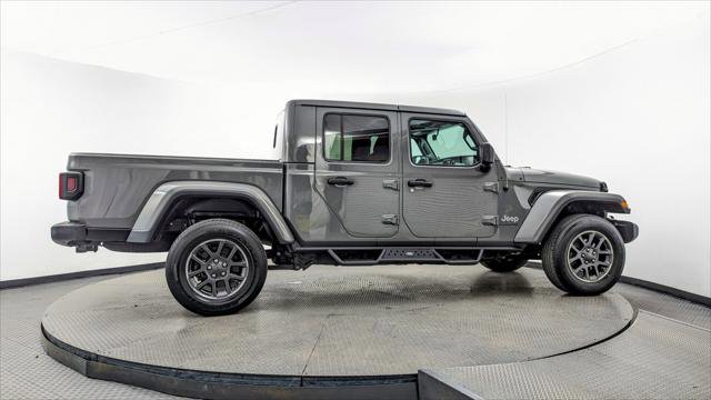 Used 2020 Jeep Gladiator Overland w/ Trailer Tow Package image 9
