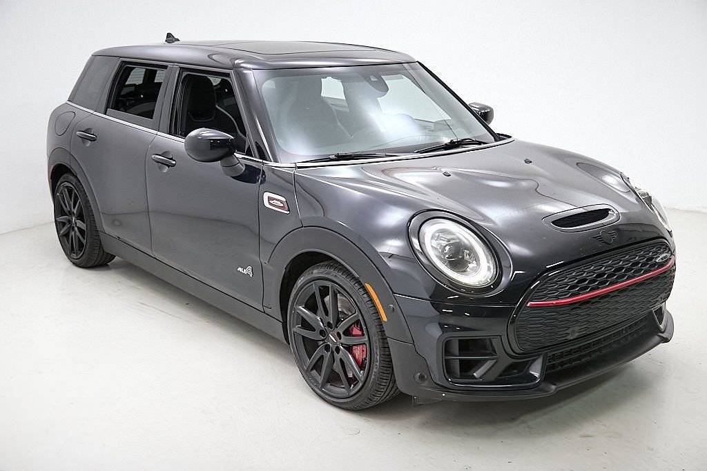 Used 2022 MINI Cooper Clubman John Cooper Works image 4