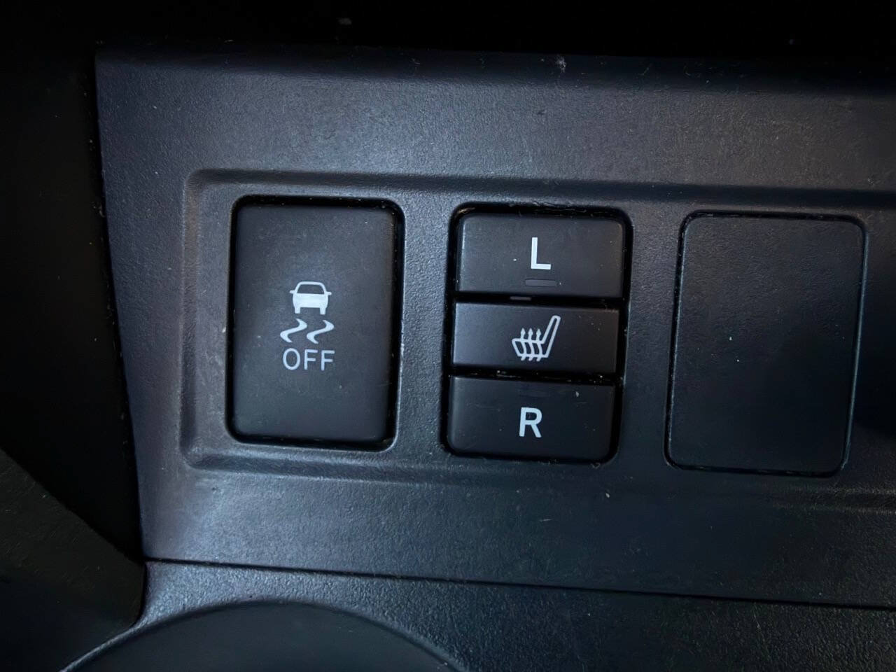 Used 2012 Toyota RAV4 Limited w/ Premium Plus Value Pkg AWD/4WD image 23