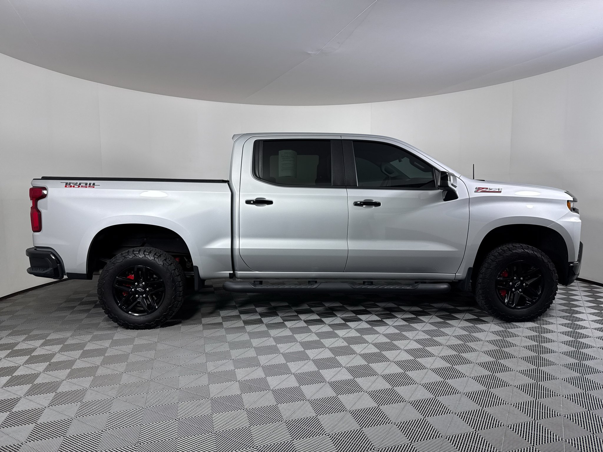 Used 2020 Chevrolet Silverado 1500 LT Trail Boss AWD/4WD image 13
