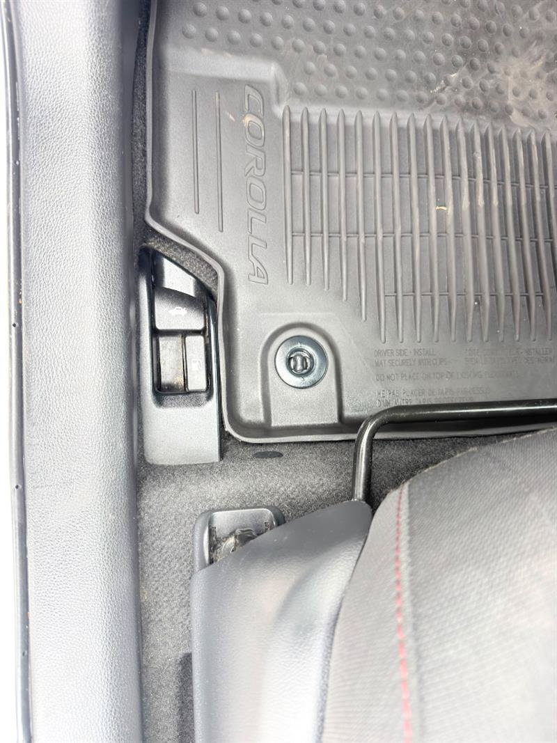 Used 2024 Toyota Corolla SE FWD image 19